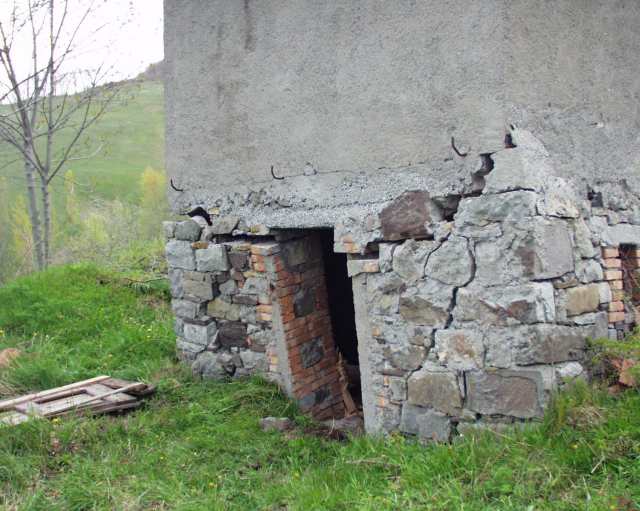 4.jpg (47362 byte)